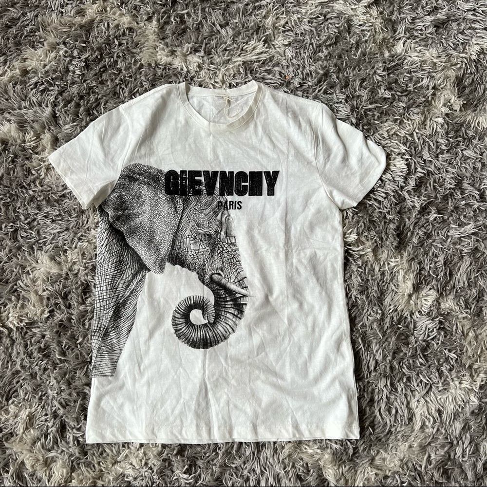 Men's Short Sleeve T Shirt Sz Small Great Condition
